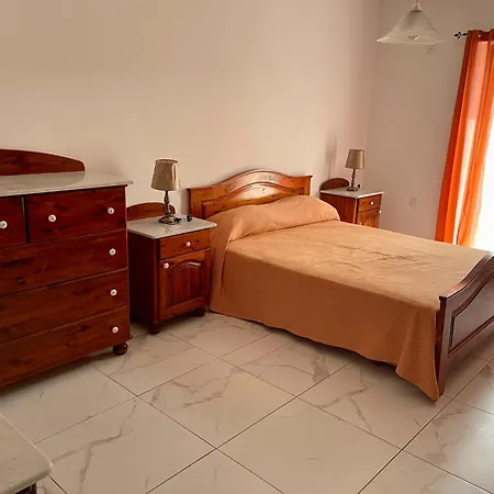 2 Bedroom Close To The Apartment St. Paul's Bay