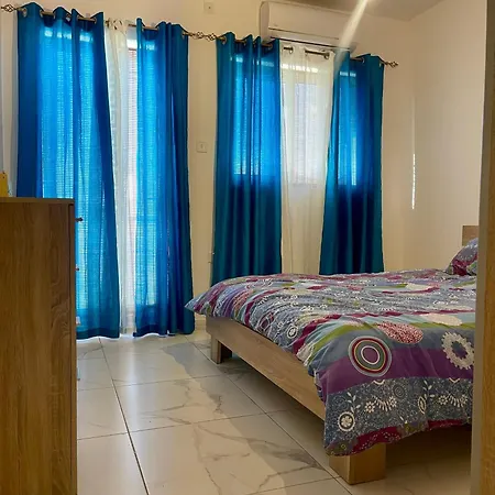 2 Bedroom Close To The *