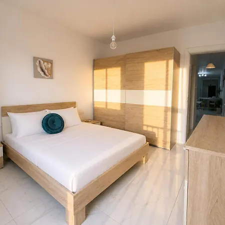 Apartman Bugibba 2-bedroom With Balconies Near The